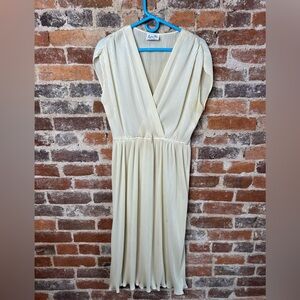 vintage Elegant Cream Pleated Dress